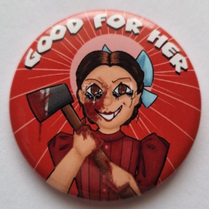 kauhuelokuva pearl girlboss pinssi